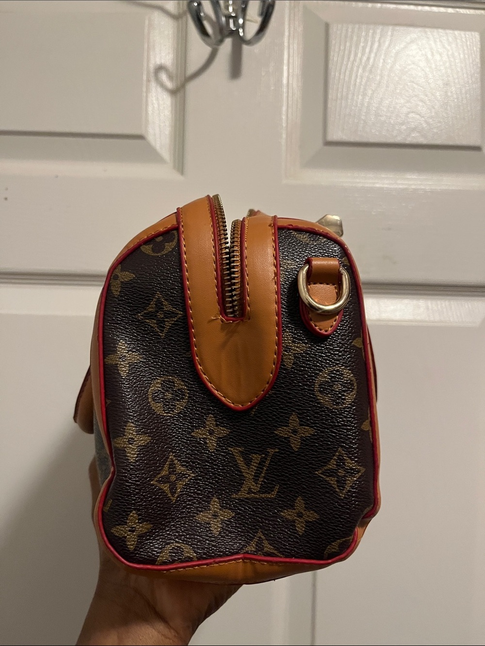 Designer-inspired handbag - Picture 2 of 6